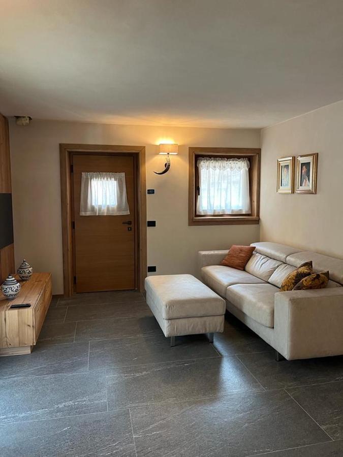 Apartamento Remina Dolomiti House Tonadico Exterior foto